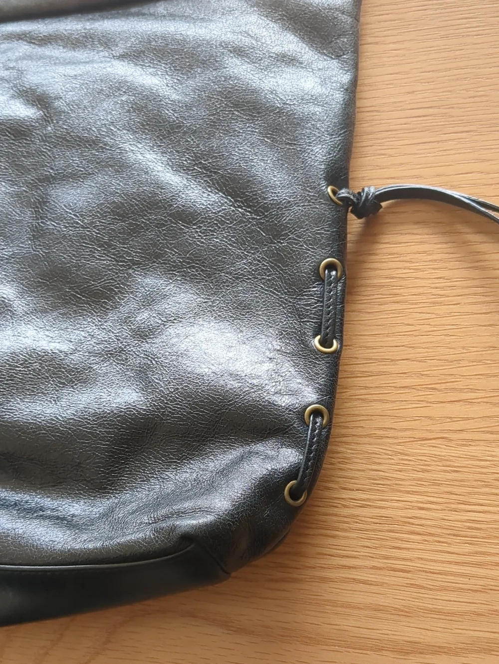 🚨FINAL PRICE🚨 Hobo International Explorer Leather Slouch Convertible Crossbody - Picture 8 of 16